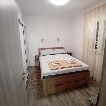 Apartmani Vrzic Baska  Exterior photo